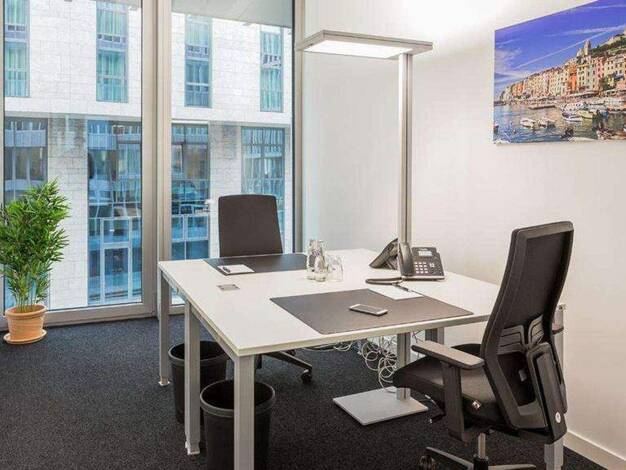 Bürofläche zur Miete provisionsfrei 42 m² Bürofläche teilbar ab 7 m² Bertha-Benz-Straße 5 Moabit Berlin 10557