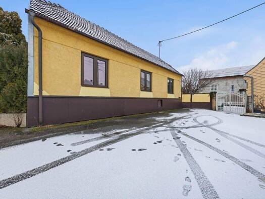Einfamilienhaus zum Kauf 149.000 € 2,5 Zimmer 55 m² 610 m² Grundstück Ebenthal 2251