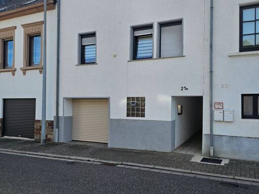 Haus zum Kauf 165.000 € 5 Zimmer 145 m² frei ab sofort Hauptstraße 21 a Oberwürzbach Sankt Ingbert 66386