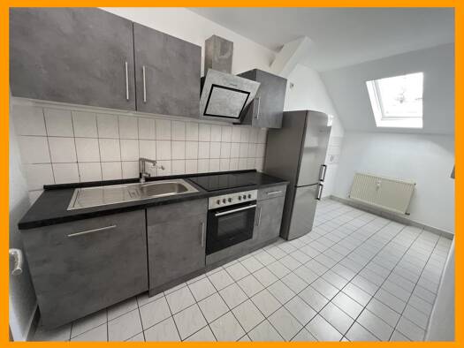 Wohnung zur Miete 495 € 4,5 Zimmer 99 m² 3. Geschoss Brüderstraße 7 Weida 07570