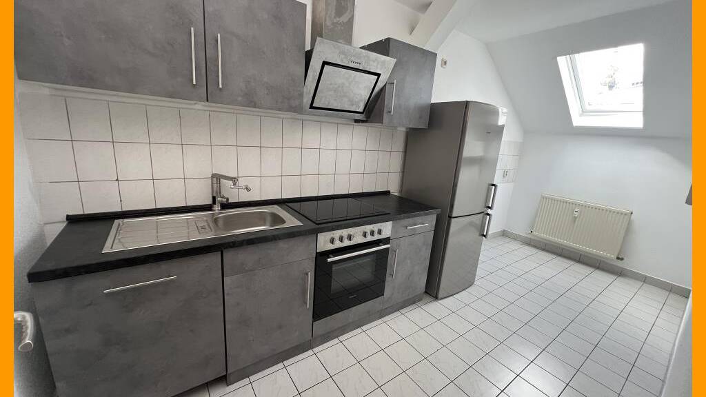 Wohnung zur Miete 495 € 4,5 Zimmer 99 m² 3. Geschoss Brüderstraße 7 Weida 07570