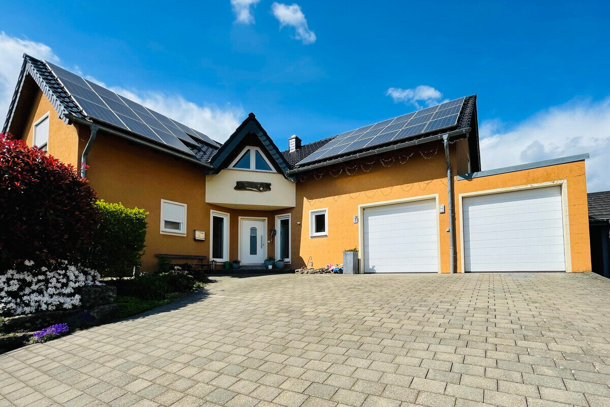 Einfamilienhaus zum Kauf 469.000 € 5 Zimmer 178 m²<br/>Wohnfläche 601 m²<br/>Grundstück Ehlenz 54636