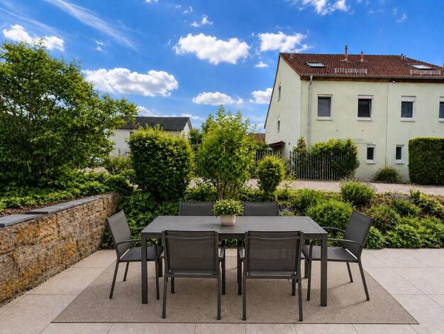 Wohnung zur Miete 1.594 € 5 Zimmer 118,1 m² EG Weinböhla 01689