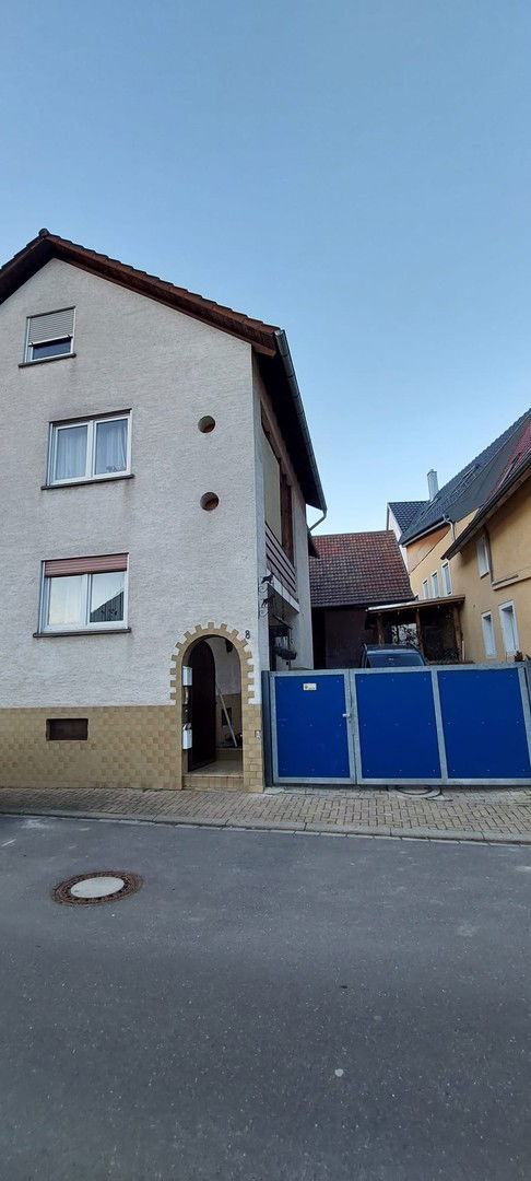 Mehrfamilienhaus zum Kauf provisionsfrei 565.000 € 9 Zimmer 253 m²<br/>Wohnfläche 727 m²<br/>Grundstück Bauerbach Bauerbach 75015