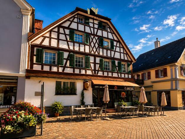 Haus zum Kauf 590.000 € 8 Zimmer 230 m² 305 m² Grundstück Oberkirch Oberkirch 77704