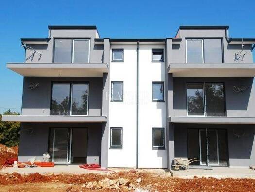 Wohnung zum Kauf 205.000 € 3 Zimmer 63 m² Geschoss 1/2 Baderna, Poreč Poreč 52440