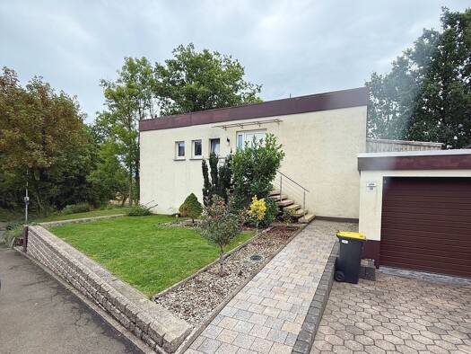 Einfamilienhaus zum Kauf 350.000 € 5 Zimmer 193 m² 737 m² Grundstück frei ab sofort Rinteln Rinteln 31737