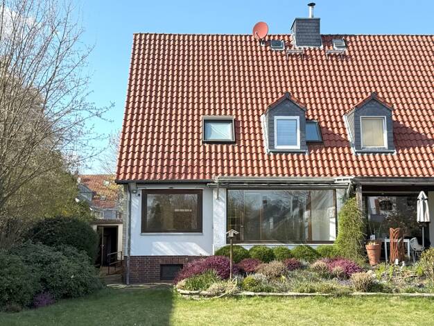 Doppelhaushälfte zum Kauf 495.000 € 3,5 Zimmer 90 m² 623 m² Grundstück Groß-Buchholz Hannover 30655