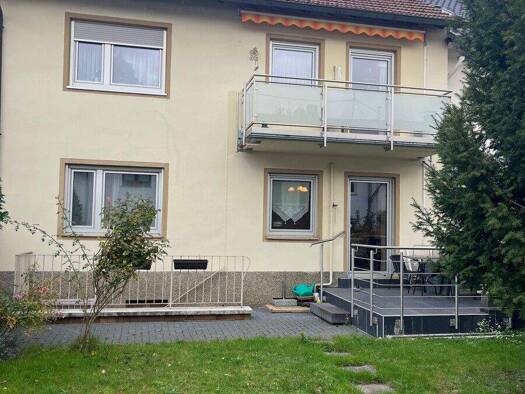 Reihenmittelhaus zum Kauf 255.000 € 8 Zimmer 152 m² 211 m² Grundstück St Johann Saarbrücken / Güdingen 66130