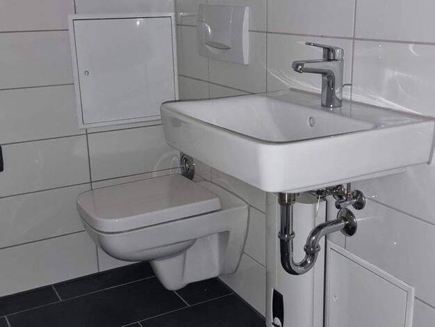 Wohnung zur Miete 687 € 2 Zimmer 76,3 m² 1. Geschoss frei ab 13.12.2025 Dorotheenstr. 15 Innenstadt Halle (Saale) 06108