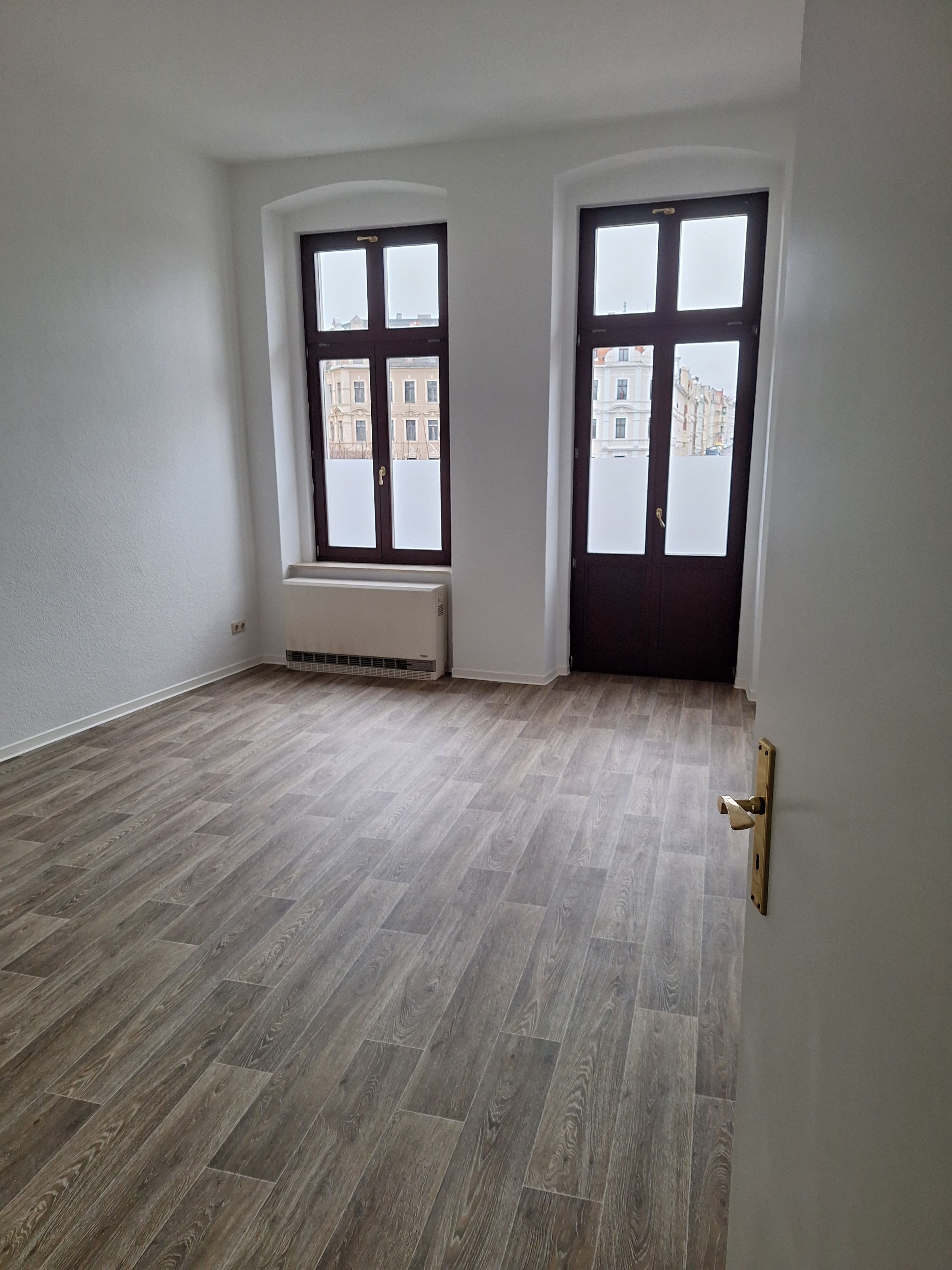 Wohnung zur Miete 315 € 2 Zimmer 63 m²<br/>Wohnfläche 1.<br/>Geschoss ab sofort<br/>Verfügbarkeit Brautwiesenstr.37 Innenstadt Görlitz 02826