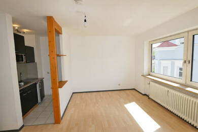 Wohnung zur Miete 290 € 1 Zimmer 28 m² 2. Geschoss frei ab 01.08.2025 Innenstadt Coburg 96450