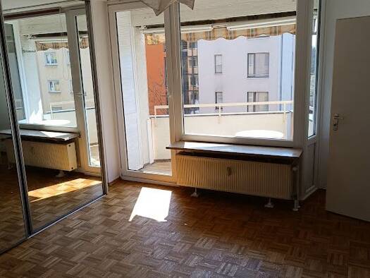 Wohnung zur Miete 330 € 1 Zimmer 33 m² Geschoss 2/5 frei ab 01.05.2026 Seeleinsbühl Nürnberg 90431
