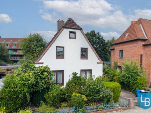Einfamilienhaus zum Kauf 205.000 € 5 Zimmer 117,1 m² 635 m² Grundstück Innenstadt Neumünster 24534