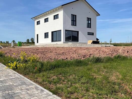 Einfamilienhaus zum Kauf provisionsfrei 635.000 € 5 Zimmer 170 m² 748 m² Grundstück Sambach Pommersfelden 96178