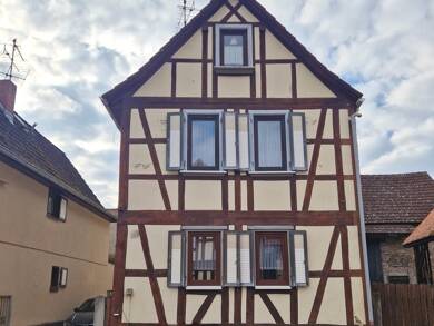 Einfamilienhaus zum Kauf 220.000 € 4 Zimmer 125,6 m² 217 m² Grundstück Eichen Nidderau 61130