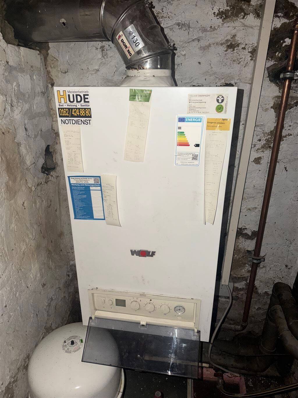 Immobilie in Mengerskirchen - Mengerskirchen! Großes 1-2 Familienhaus mit Nebengebäude und großem Grundstück! - Bild 2