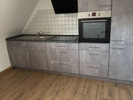 Wohnung zur Miete 900 € 3 Zimmer 75 m² Geschoss 1/2 frei ab 01.08.2026 Singen Singen (Hohentwiel) 78224