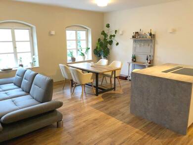 Wohnung zum Kauf 199.000 € 2 Zimmer 88,4 m² 1. Geschoss Vilshofen Vilshofen an der Donau 94474