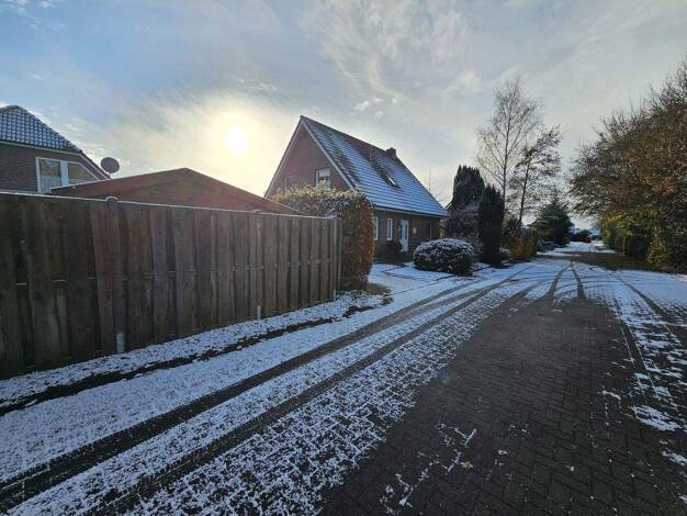 Einfamilienhaus zum Kauf provisionsfrei 340.000 € 4,5 Zimmer 120 m² 683 m² Grundstück Freiligrathstraße 24 Neermoor 26802