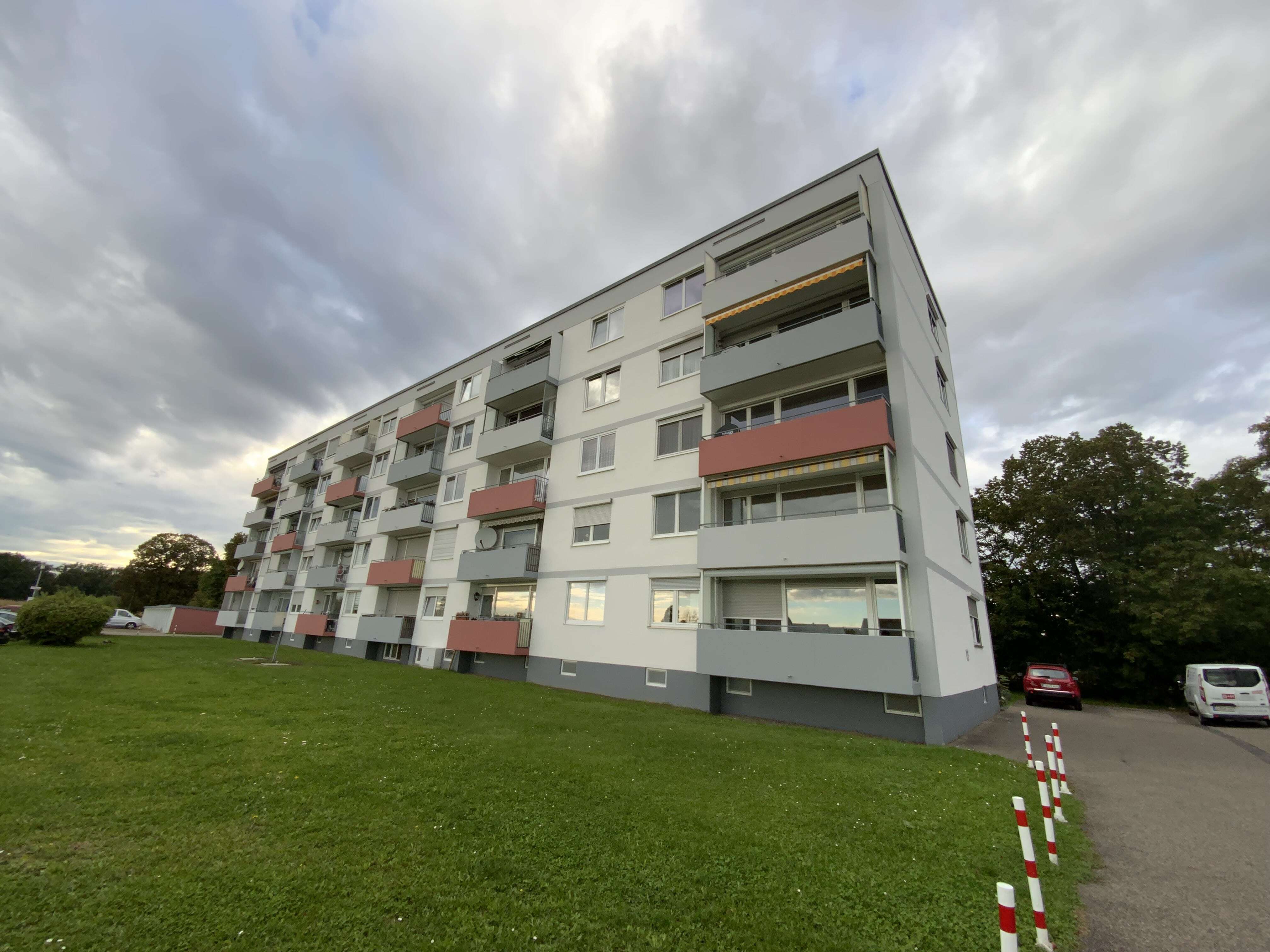 Wohnung zum Kauf 310.000 € 3 Zimmer 86,9 m²<br/>Wohnfläche 1.<br/>Geschoss ab sofort<br/>Verfügbarkeit Feldkirchen Ingolstadt 85055