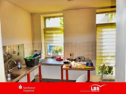 Reihenmittelhaus zum Kauf 32.000 € 4 Zimmer 168 m² 160 m² Grundstück Falkenstein 08223