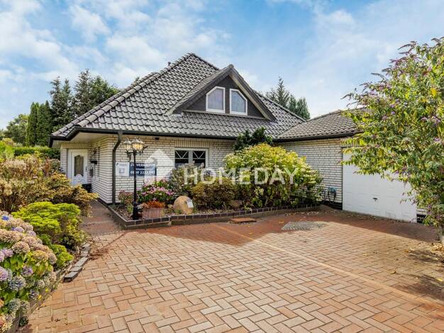 Bungalow zum Kauf 349.900 € 5 Zimmer 205 m² 633 m² Grundstück Holte-Lastrup Lähden 49774