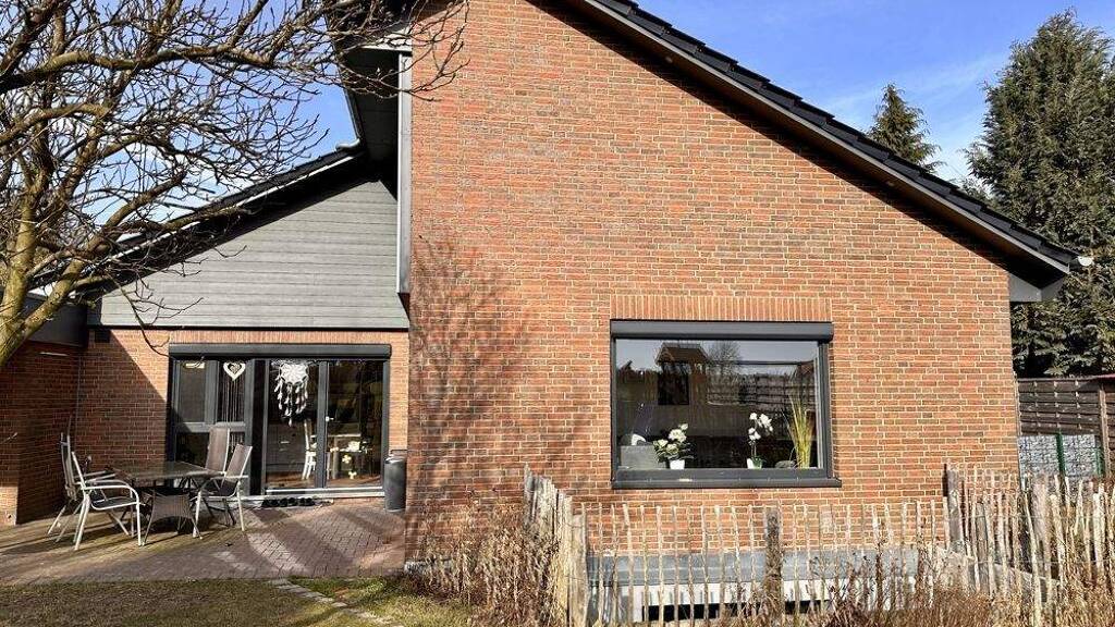 Einfamilienhaus zum Kauf 498.000 € 5 Zimmer 140 m² 904 m² Grundstück Klempau 23628