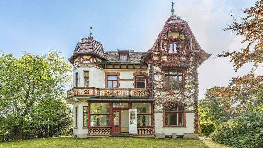 Villa zum Kauf 1.950.000 € 14 Zimmer 546 m² 2.149 m² Grundstück Rellingen 25462