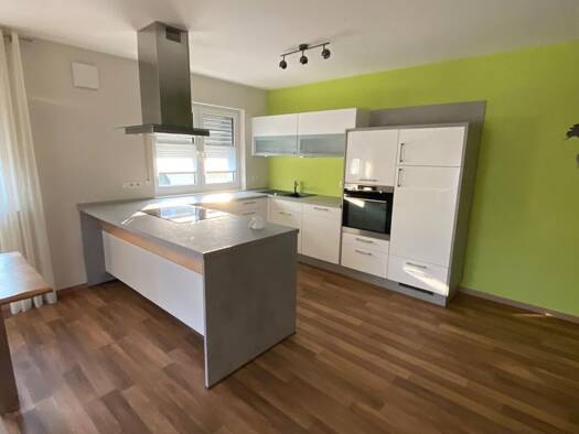 Wohnung zur Miete 1.065 € 3 Zimmer 103 m² Geschoss 2/2 frei ab 01.11.2026 Kümmersbruck Kümmersbruck 92245
