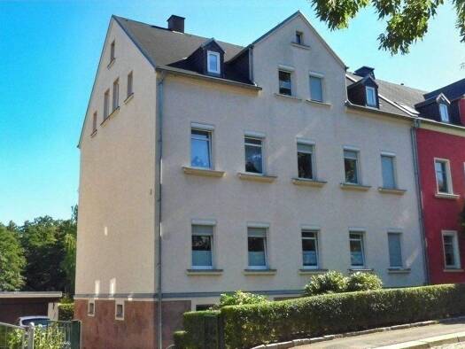 Doppelhaushälfte zum Kauf provisionsfrei 175.000 € 9 Zimmer 220 m² 640 m² Grundstück Lichtenstein 09350