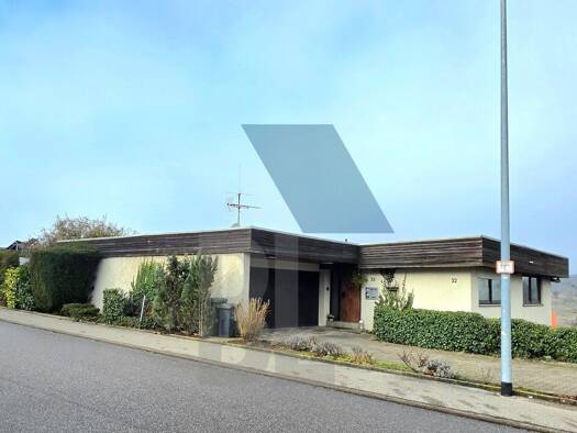Einfamilienhaus zum Kauf 627.000 € 8 Zimmer 265 m² 908 m² Grundstück frei ab sofort Maulbronn Maulbronn 75433