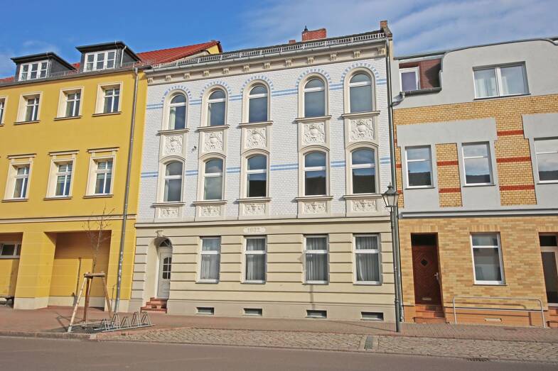 Mehrfamilienhaus zum Kauf 215.000 € 14 Zimmer 327 m² 366 m² Grundstück Aken Aken (Elbe) 06385