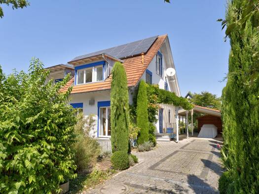 Einfamilienhaus zum Kauf 1.250.000 € 9 Zimmer 253 m² 541 m² Grundstück Denzlingen 79211