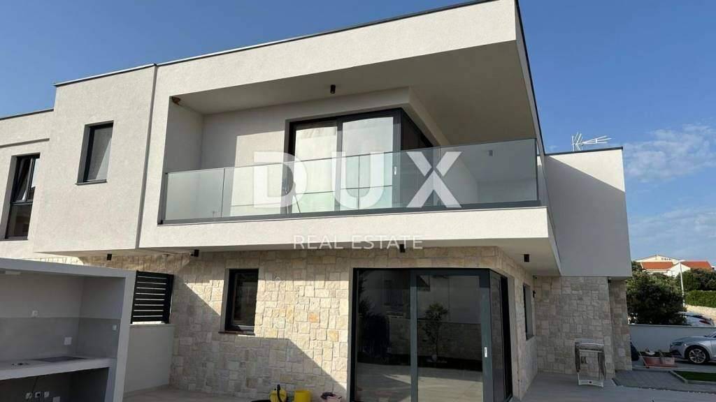 Haus zum Kauf 6 Zimmer 230 m² Kolan