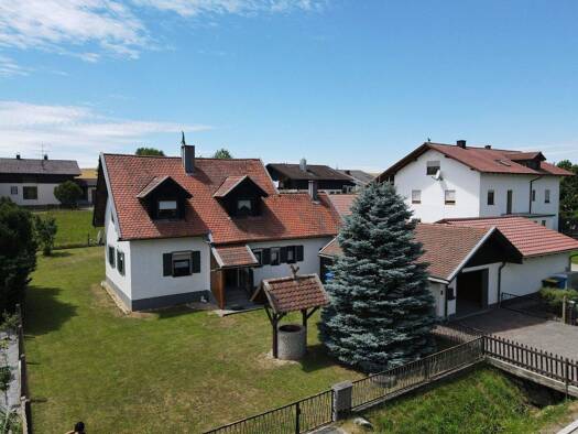 Einfamilienhaus zum Kauf 419.000 € 3 Zimmer 100 m² 663 m² Grundstück Hönigsbach Mengkofen 84152