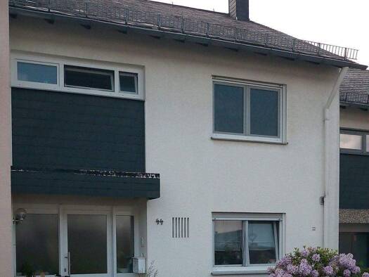 Reihenmittelhaus zur Miete 950 € 5 Zimmer 138 m² 260 m² Grundstück Lessingstrasse 44 Kastellaun 56288