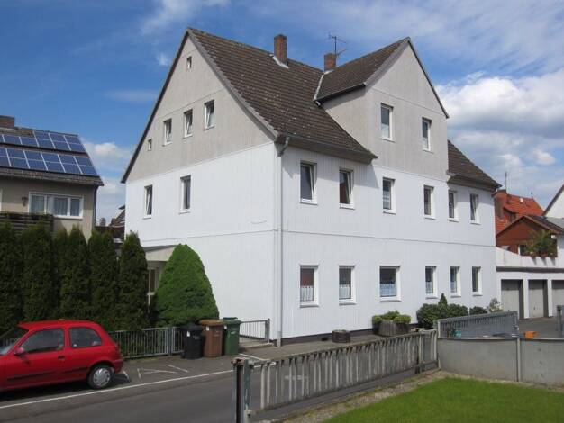 Haus zum Kauf 198.000 € 13 Zimmer 337,6 m² 392 m² Grundstück Hofgeismar Hofgeismar 34369