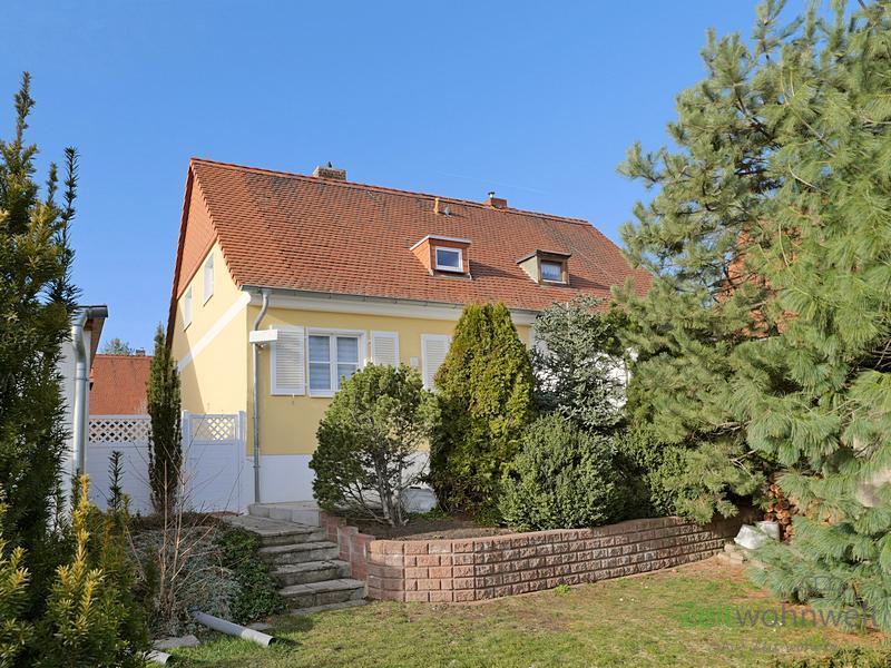 Haus zur Miete Wohnen auf Zeit 1.360 € 3 Zimmer 90 m²<br/>Wohnfläche ab sofort<br/>Verfügbarkeit Apolda Apolda 99510