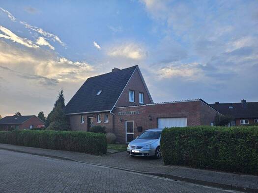 Einfamilienhaus zum Kauf provisionsfrei 127.000 € 4 Zimmer 82 m² 889 m² Grundstück Bunde 26831