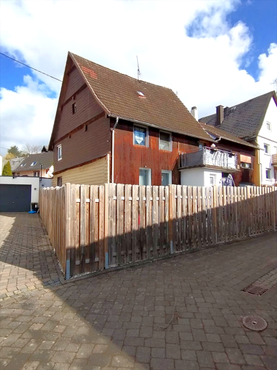 Einfamilienhaus zum Kauf 179.000 € 5 Zimmer 170 m² 249 m² Grundstück Niedershausen Löhnberg Ortsteil Niedershausen 35792