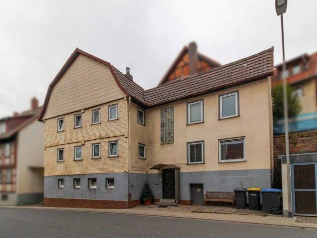 Einfamilienhaus zum Kauf 85.000 € 5 Zimmer 120 m² 133 m² Grundstück Schlitz Schlitz 36110