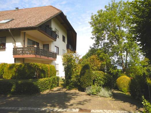 Wohnung zur Miete 700 € 2 Zimmer 56 m² Geschoss 3/4 frei ab 01.01.2027 Badenweiler Badenweiler 79410