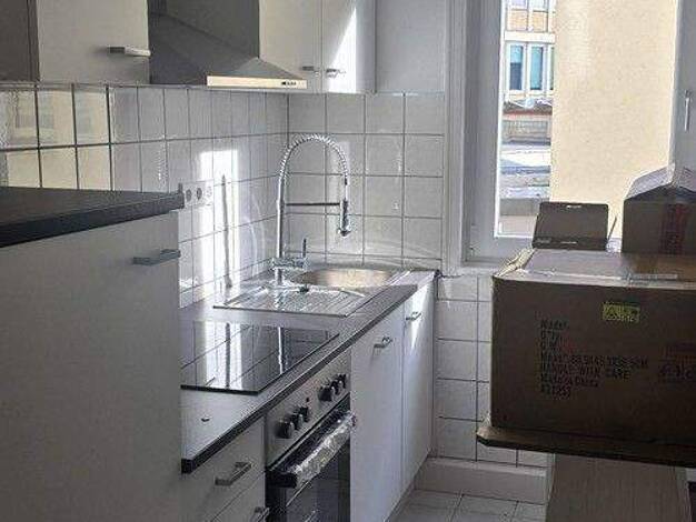 WG-Zimmer zur Miete Wohnen auf Zeit 550 € 28 m² 1. Geschoss frei ab sofort Duisburgerstraße 22 Bad Cannstatt 70376