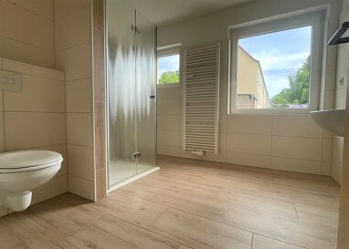 Wohnung zur Miete 341 € 2 Zimmer 48,7 m² 1. Geschoss Innsbrucker Straße 35 Oschersleben Oschersleben 39387