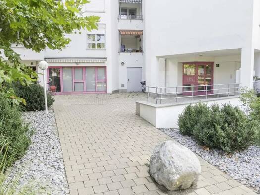 Wohnung zum Kauf provisionsfrei 347.000 € 3 Zimmer 80 m² Geschoss 1/4 frei ab sofort Weststadt Ulm 89077
