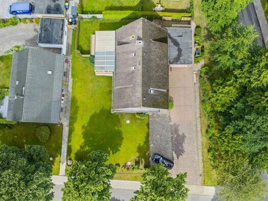 Einfamilienhaus zum Kauf 1.190.000 € 8 Zimmer 275 m² 845 m² Grundstück Scharbeutz 23683