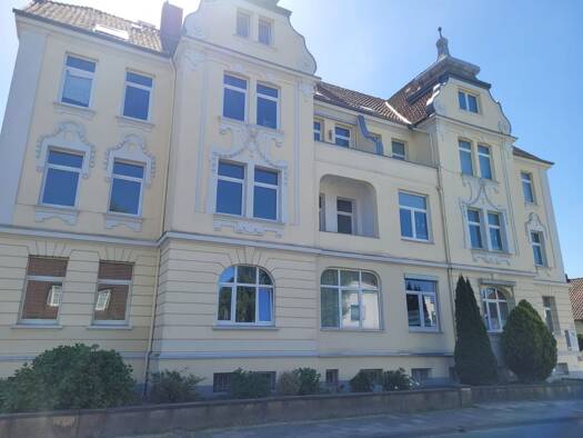 Wohnung zur Miete 880 € 4 Zimmer 122 m² Geschoss 2/3 frei ab 01.01.2026 Nienburg Nienburg (Weser) 31582