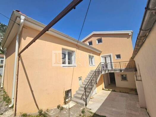 Haus zum Kauf 400.000 € 10 Zimmer 310 m² Drivenik, Vinodolska Opcina Drivenik
