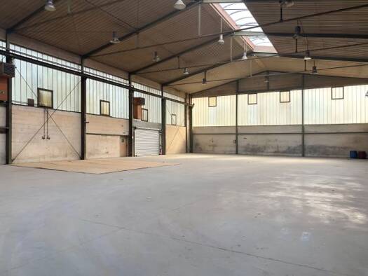 Lagerhalle zur Miete 2.500 € 943 m² Lagerfläche Abensberg Abensberg 93326